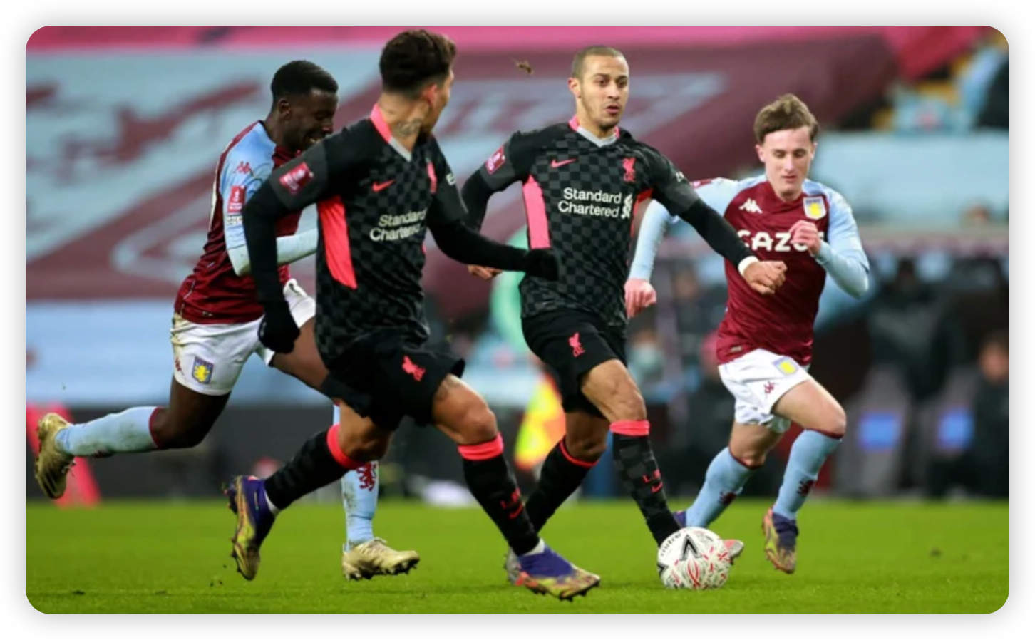 Bayern’s Dilemma: Hold or Cash In?